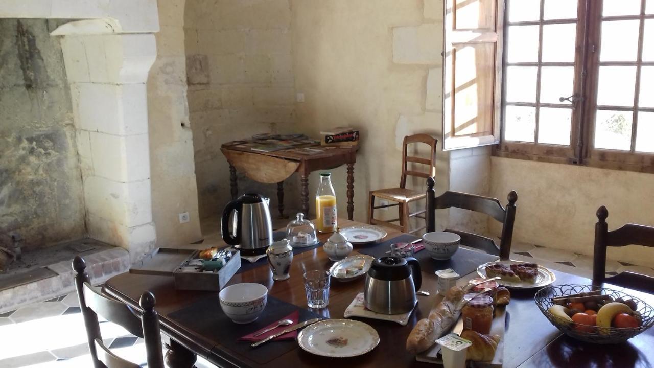 Coutures  Manoir De La Fontaine Du Chene Bed & Breakfast エクステリア 写真